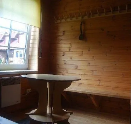 Pensionat Kaebi Kuelalistemaja Hapsal