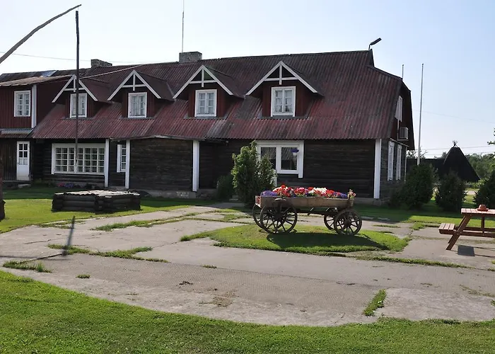 게스트하우스 Kaebi Kuelalistemaja 합살루