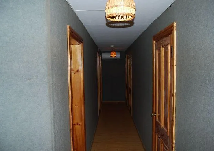 게스트하우스 Kaebi Kuelalistemaja 합살루